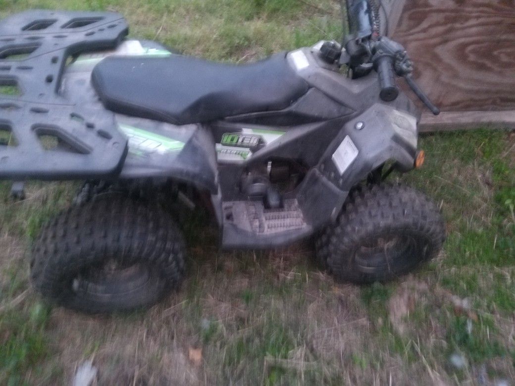 Hey Four Wheeler 2022 So 125 For $400 It Ain't Going To Take Much To Get You Going