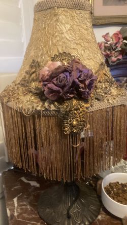 Victorian style lampshade with gold lace