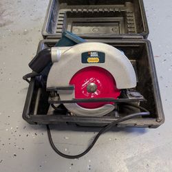 Black And Decker Circular Saw With Blades