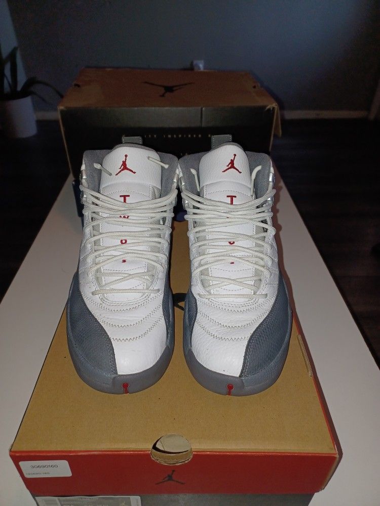 Jordan Retro 12s Size 9.5