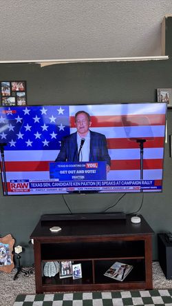 Large Flat Screen TV Wall Mounted