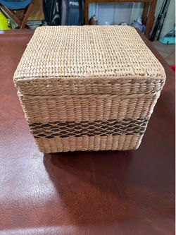 Small Wicker Foot Stool Ottoman with Storage