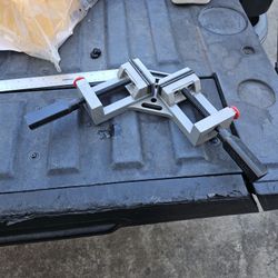 90 degree corner clamp