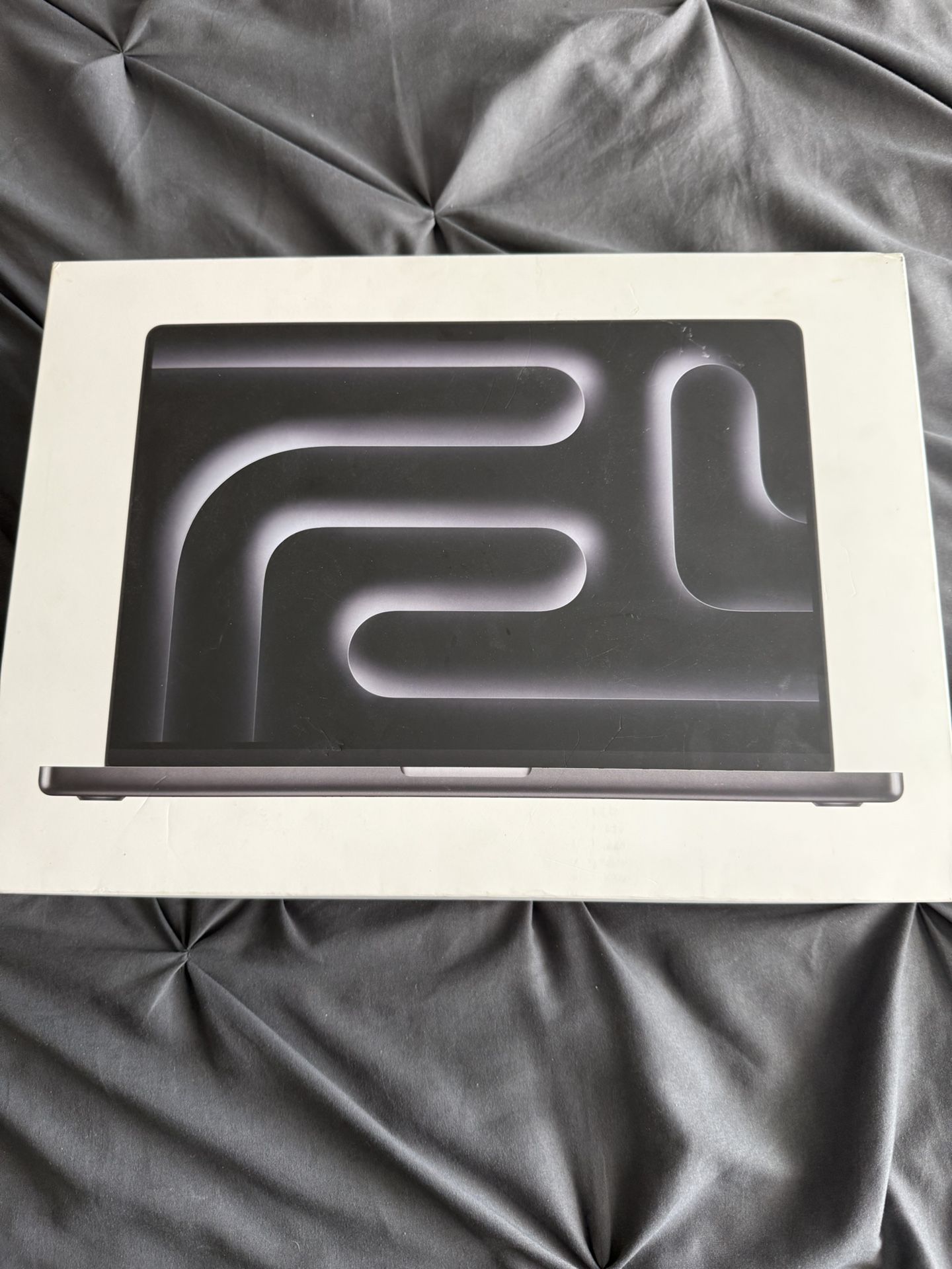 Mac Book Pro 16 Inch 1TB storage 32 Gig Ram Space Black