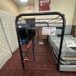 Twin/ Twin Metal Bunkbed Frame