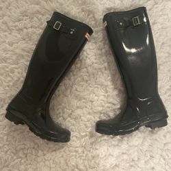 HUNTER RAIN BOOTS