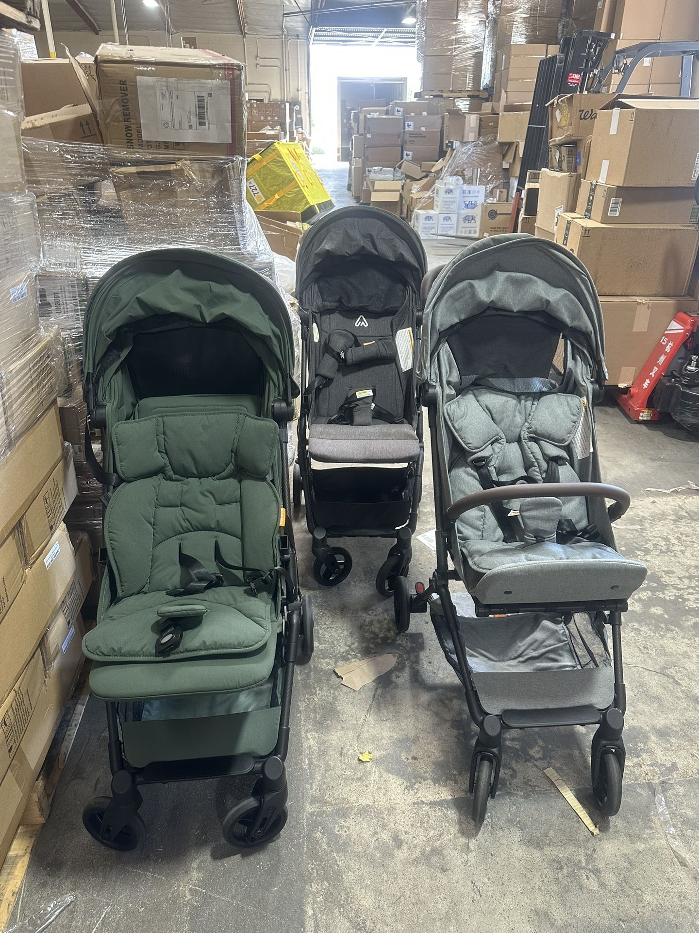 Amazing Stroller Display Sample