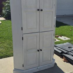 Corner Cabinet
