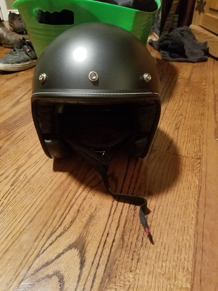Motorcycle 3/4 helmet