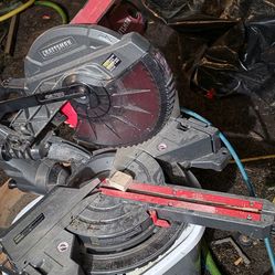 Craftsman 10in sliding compound miter saw