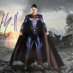 HENRY CAVILL ORIGINAL HAND SIGNED AUTOGRAPHED 8x10 PHOTO MINT w/COA SUPERMAN 3