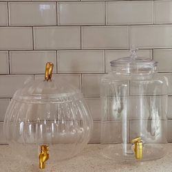 Set of 2 BPA-free 2-gallon beverage dispenser pitchers