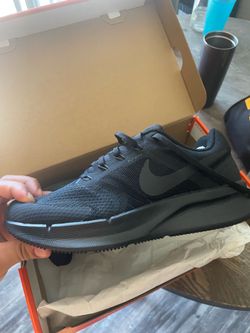 Nike Run Swift 3 Size 7