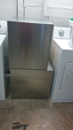 Nice Stainless end tables