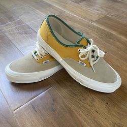 VANS - VAULT - AUTHENTIC - Rare*
