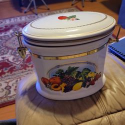 Knotts Berry Farms Ceramic Cannister 