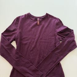 Skims Long Sleeve Size M