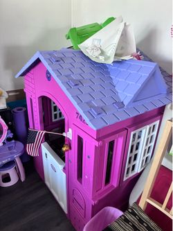 Playhouse and Kitchen