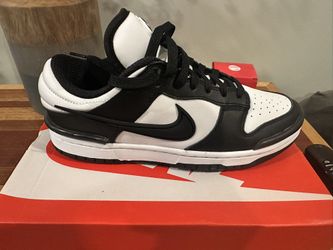 NEW 🆕 FIRM ON PRICE-NIKE W NIKE DUNK LOW TWIST