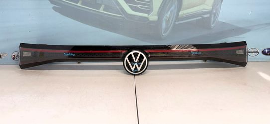 2023-2025 VOLKSWAGEN ID.4 PREMIUM REAR CENTER LIGHT BAR