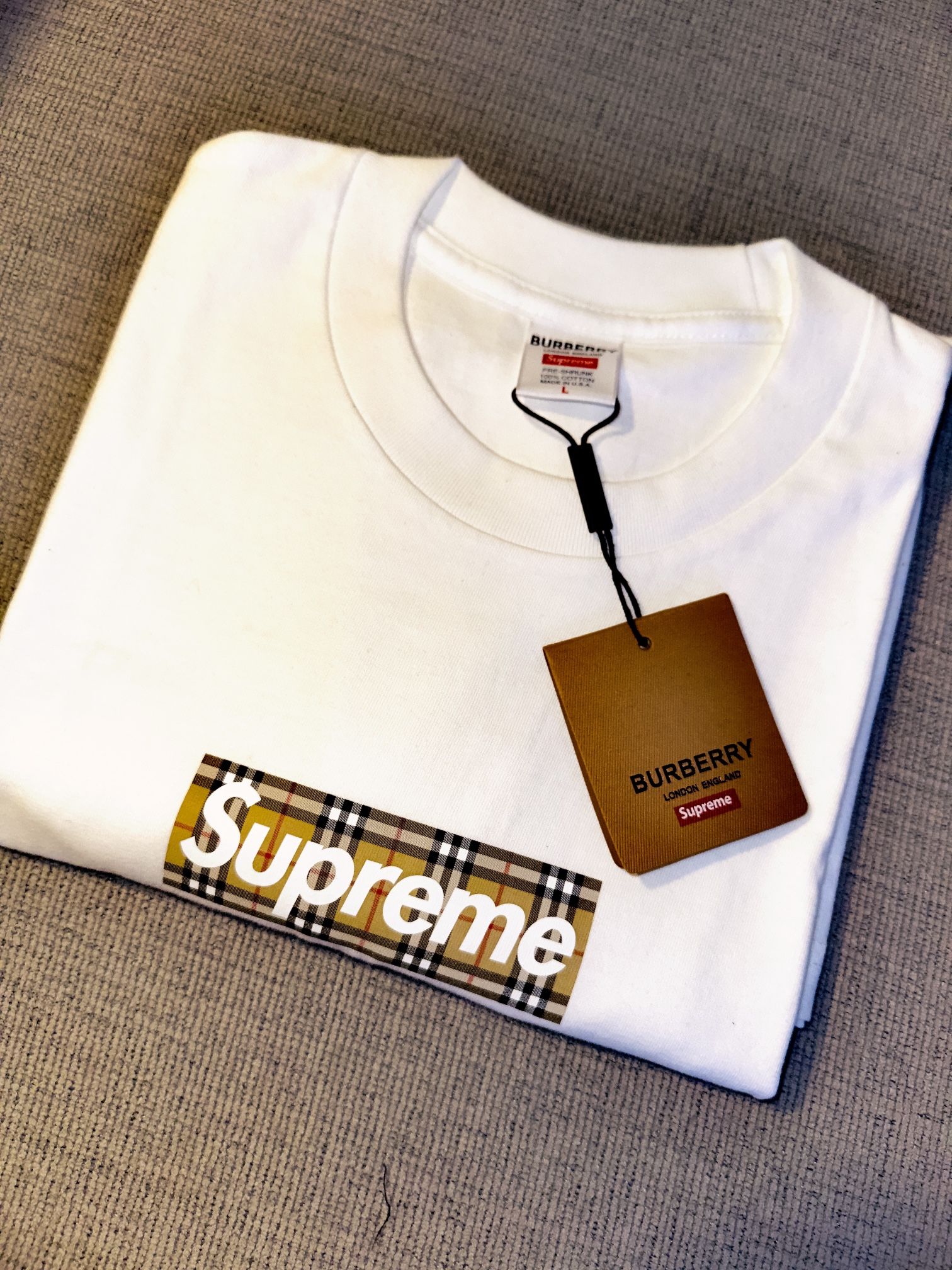 Burberry x Supreme