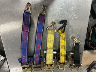 Retractable Ratchet Straps