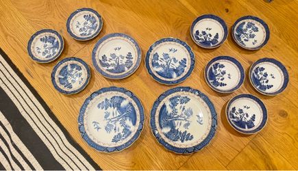 12-Pc Vintage Real Old Willow Blue & White Dinnerware Set – Made in England