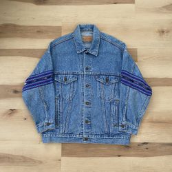 Vintage 90’s Made In USA Levi’s Type 3 Denim Trucker Jacket