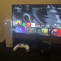 Xbox series S and monitor