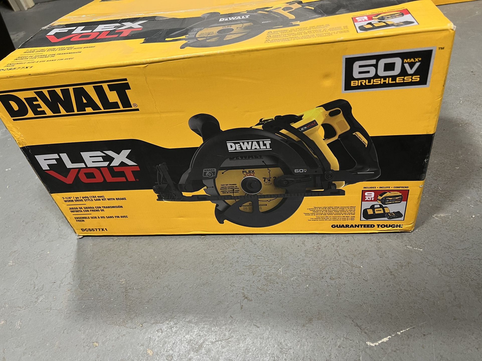 DEWALT FLEXVOLT 60V MAX 7-1/4 in. Cordless Worm Drive Style Saw with Battery - Brand New