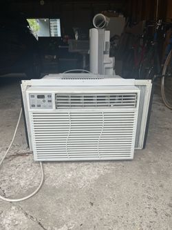 Window AC Unit - Large