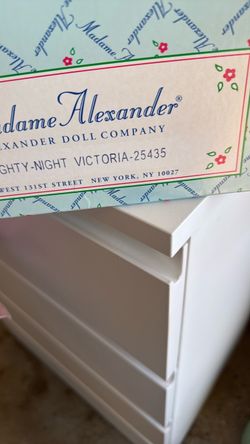 Madame Alexander Nighty-Night Victoria Doll #25435