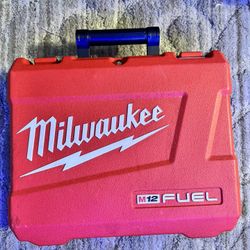 Milwaukee Cases Two Different Sizes 