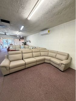 5 pc leather L  sectional with 3 power recliners