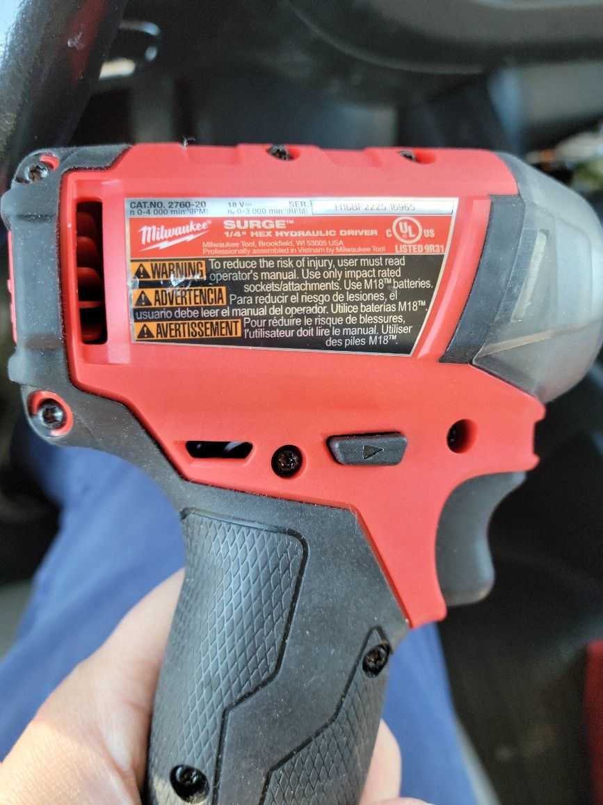 Milwaukee Surge 1/4 Hex Hydraulic Driver