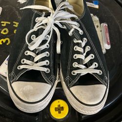Converse size 10