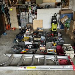 Tons Of Tools In great condition 