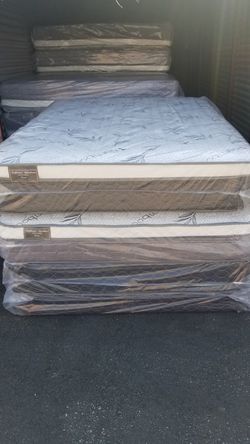 BRAND NEW KING MATTRESS SET