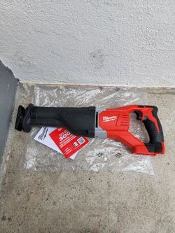 Milwaukee Reciprocating Saw M18