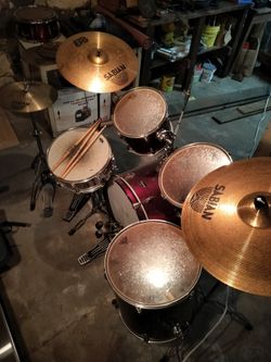 Ludwig Accent 5-piece drumset w/ extra symbols, stands, and snare, and double-bass pedal