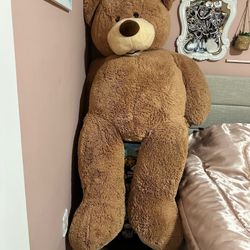 Huge Bear (6ft)