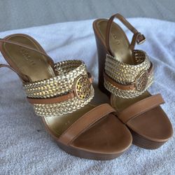Coach Beatriz wedge platform sandals feat. Gold & Tan Colorway - Size: 7.5