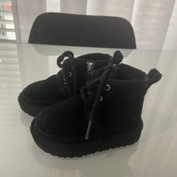 Ugg boots size 6 toddler