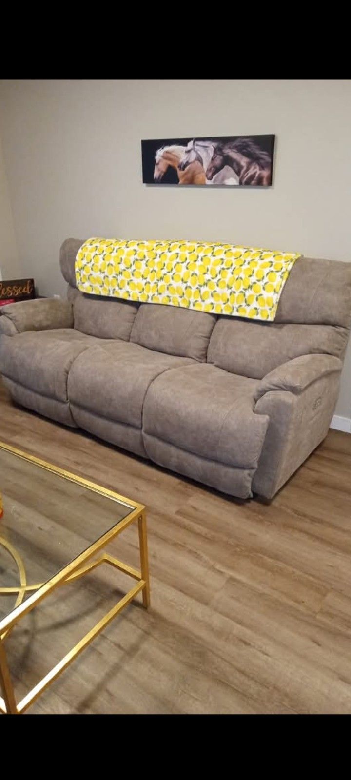 Electric Reclining Sofa