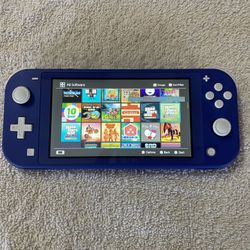 NINTENDO SWITCH LITE with 100 SWITCH GAMES and 7500 CLASSIC GAMES