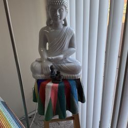 Buddha Statue With Lamp