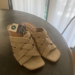 Women’s Heels Size 9