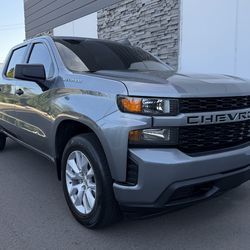 2022 Chevrolet Silverado 1500 Limited Custom - CLEAN TITLE (Chevy)