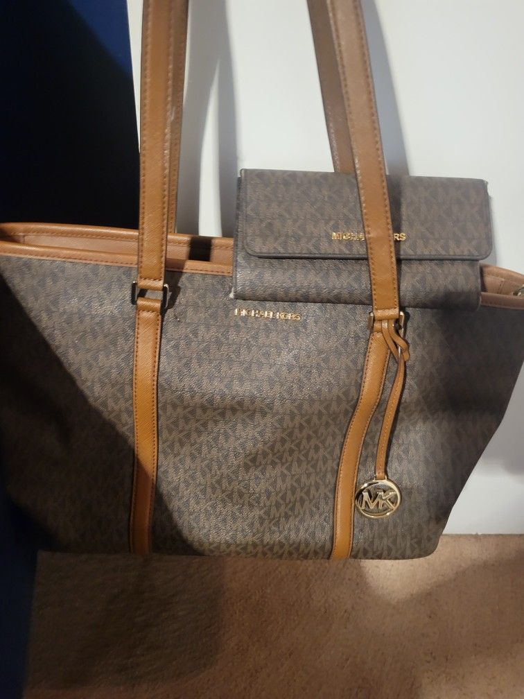 Michael Kors Tote And Wallet