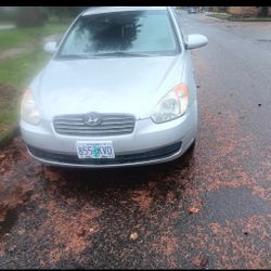 Hyundai accent 